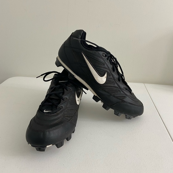 EUC Nike men’s black white baseball lace up cleats‎ size 13 main image 6